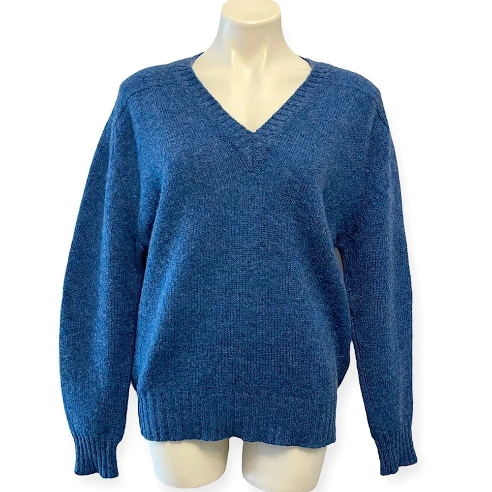 Vintage Shetland Pure New Wool V-Neck Sweater Blue Made In Scotland Classic 40 L - Picture 3 of 16